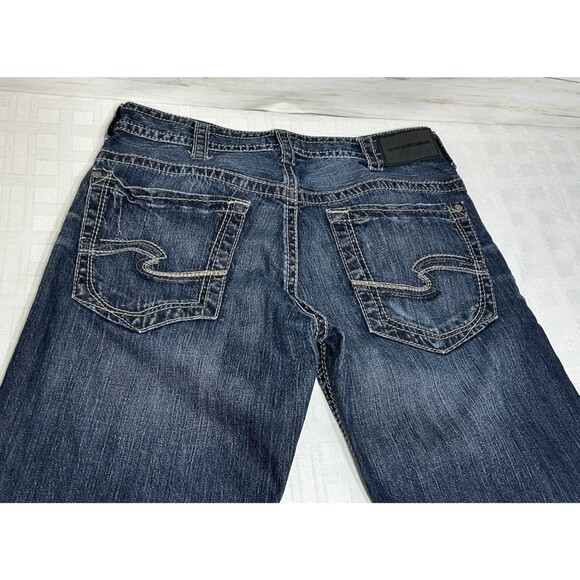 Silver Jeans GORDIE Straight Leg Mens 32 x 34 Stretch Blue Jeans Buckle pant - Picture 1 of 16
